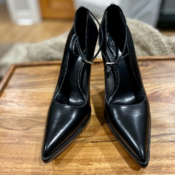 Prada Pre-Loved Ankle Strap Pointed Toe Vero Cuoio Black Shoes - Picture 2 of 16